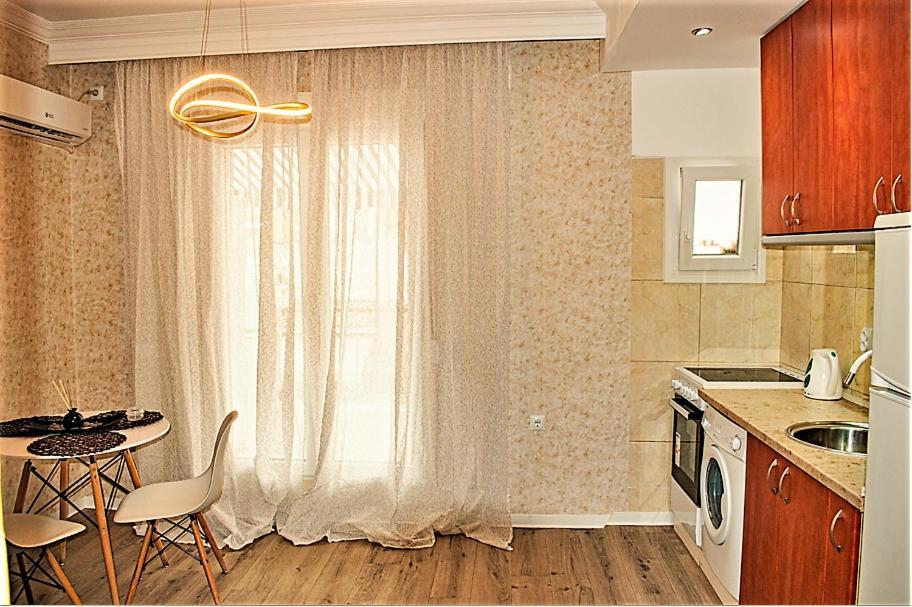 Kassandrou Suite Hot Tub-Jakuzzi - 2 Bedrooms - Big Balcony - Center Thessaloníki Eksteriør billede