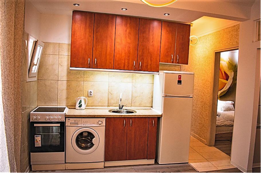 Kassandrou Suite Hot Tub-Jakuzzi - 2 Bedrooms - Big Balcony - Center Thessaloníki Eksteriør billede